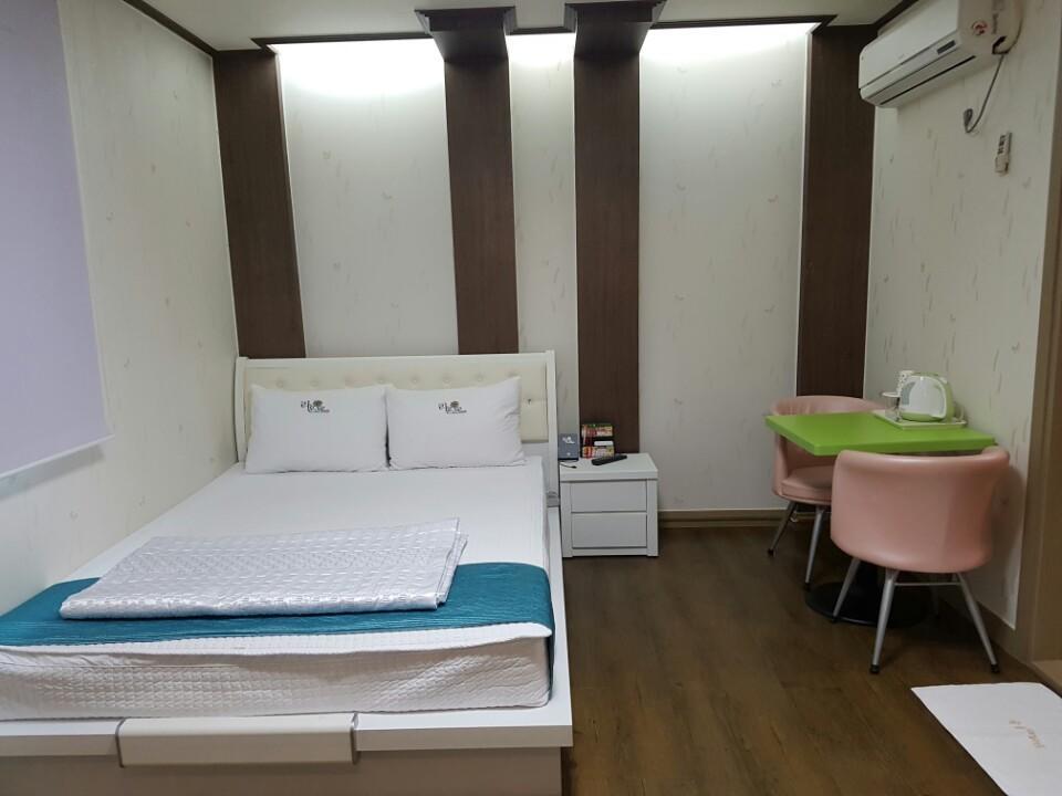 Raon Hotel Gwangyang  Экстерьер фото